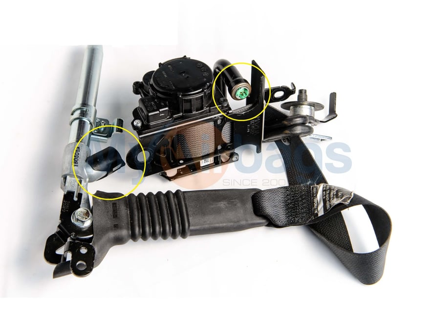 How to Fix Locked Seat Belt Retractor and a Jammed/Stuck Seat Belt